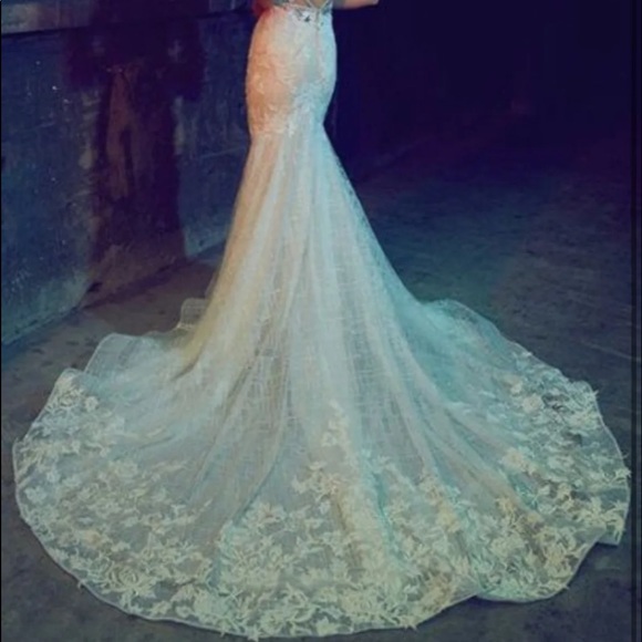 Calla Blanche wedding gown - Picture 13 of 14